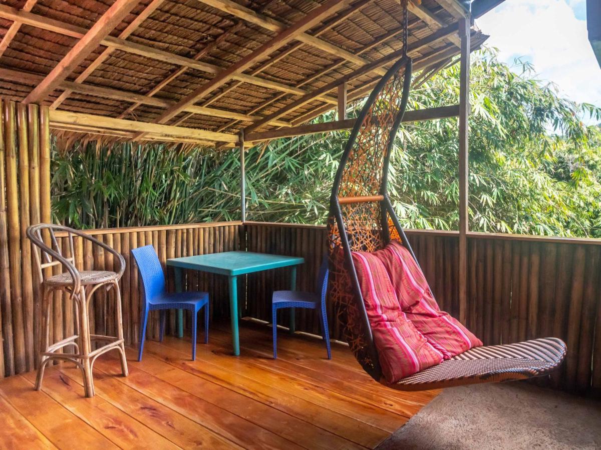 Blue Moon Guesthouse Puerto Princesa Ngoại thất bức ảnh