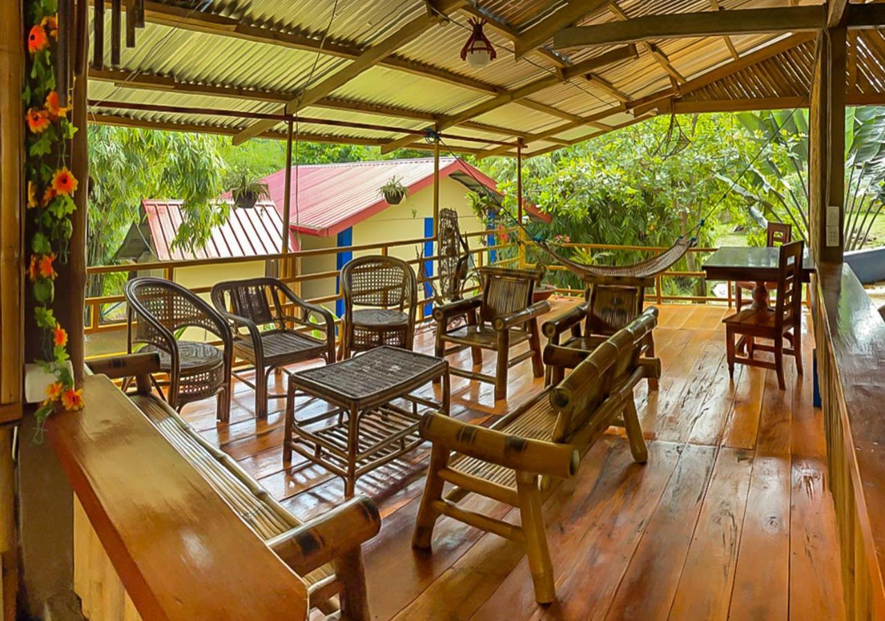 Blue Moon Guesthouse Puerto Princesa Ngoại thất bức ảnh